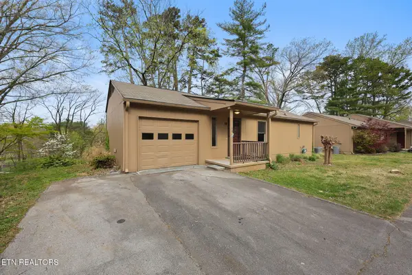 8709 Olde Colony Tr #18, Knoxville, TN 37923