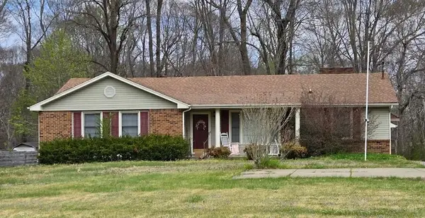 444 Bryan Rd, Clarksville, TN 37043