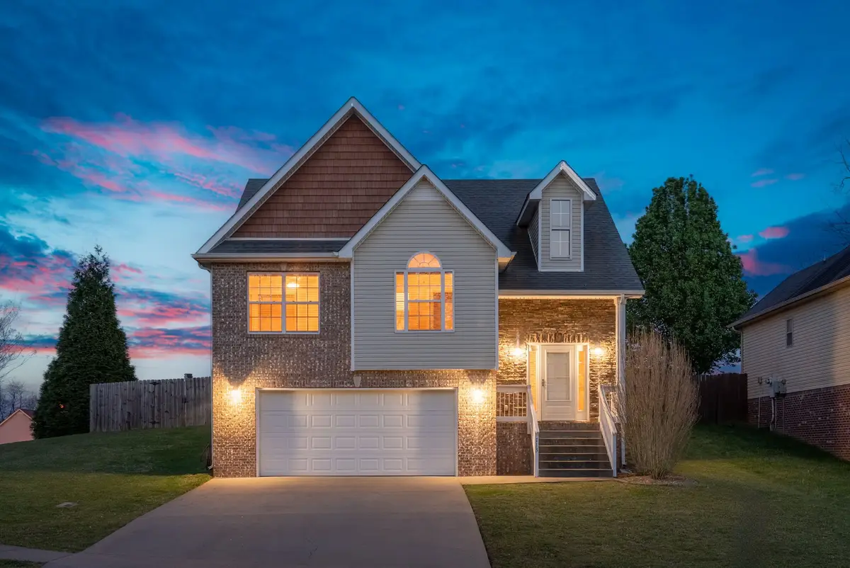 713 W Accipiter Cir, Clarksville, TN 37043 - #1