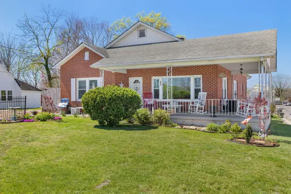 215 S Military Ave, Lawrenceburg, TN 38464