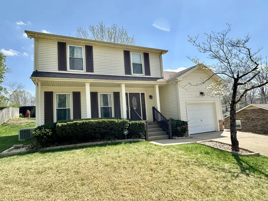 139 S Richview Rd, Clarksville, TN 37043 - #2