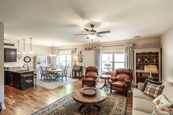 2020 Chadwell Overlook Dr, Madison, TN 37115