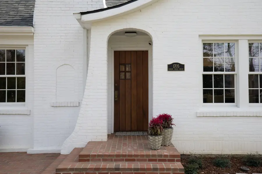 1705 Green Hills Dr, Nashville, TN 37215 - #2