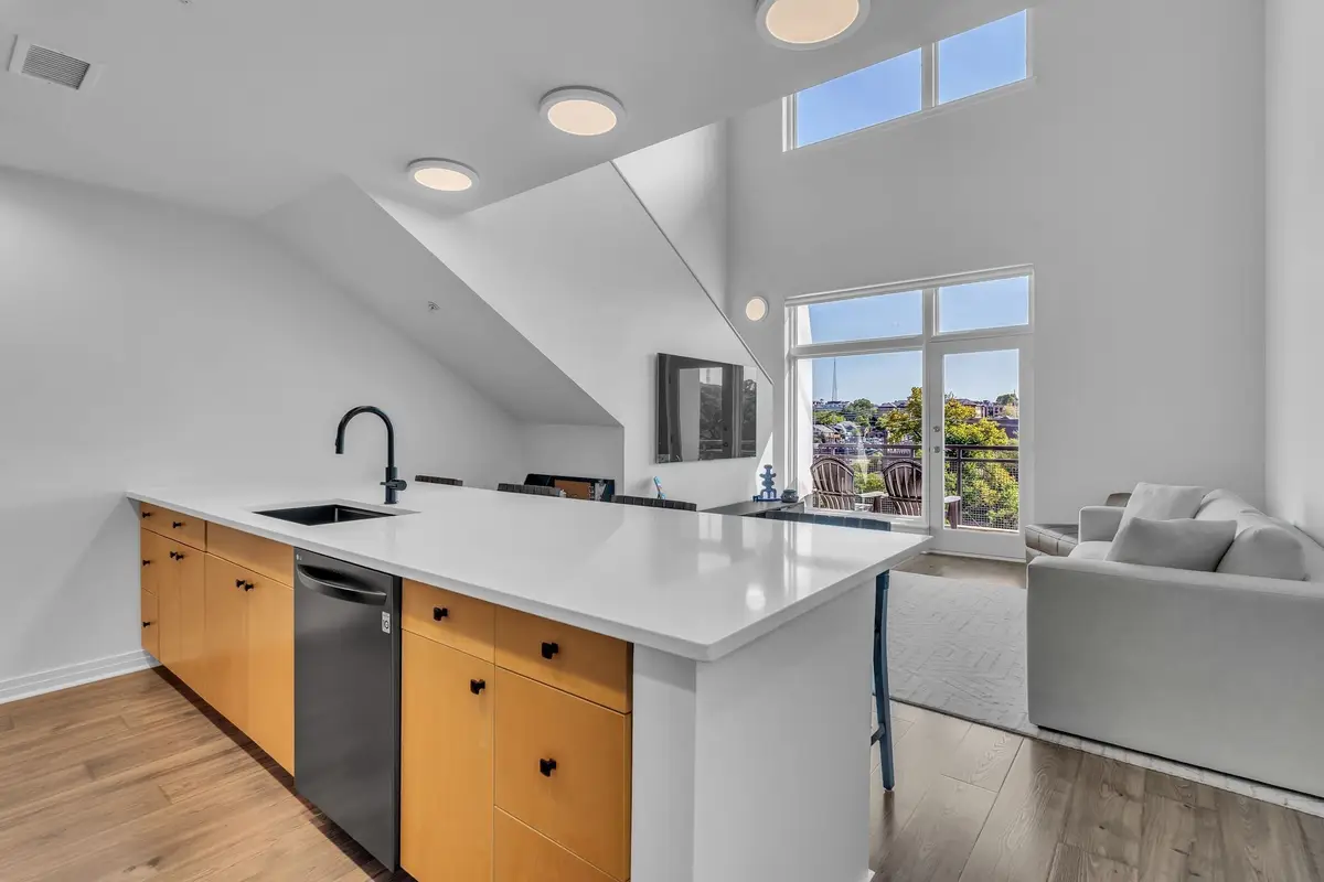 1101 18th Ave S #610, Nashville, TN 37212 - #1