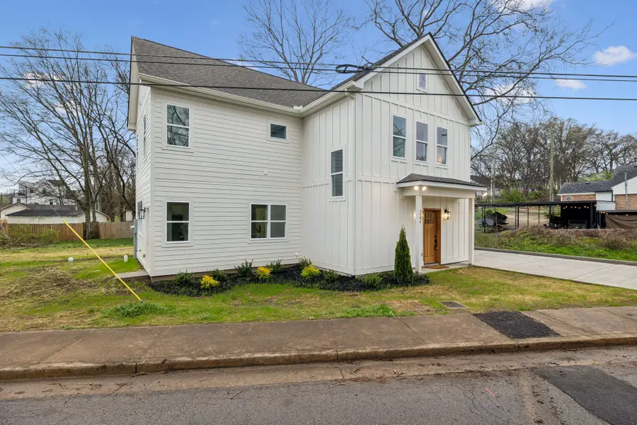 1104 Mcferrin Ave, Nashville, TN 37206 - #3