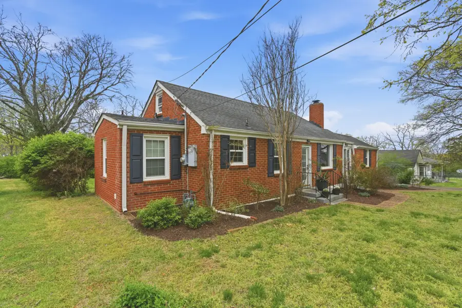 206 Farris Ave, Madison, TN 37115 - #2