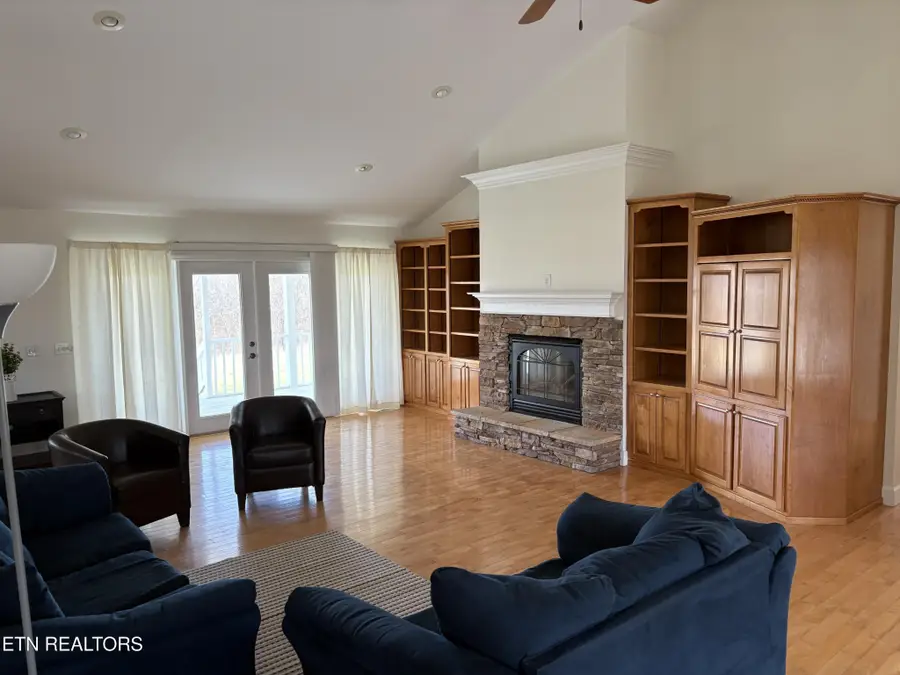 1032 Kendall Smith Rd, Pikeville, TN 37367 - #2