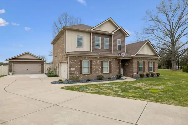 2501 Pinnacle Dr, Chapel Hill, TN 37034