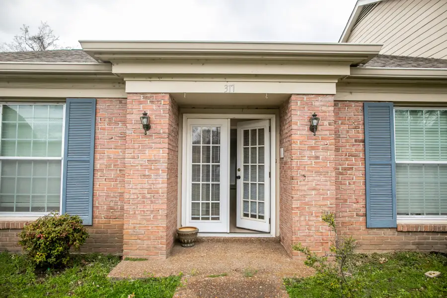 317 Plantation Ct, Nashville, TN 37221 - #2