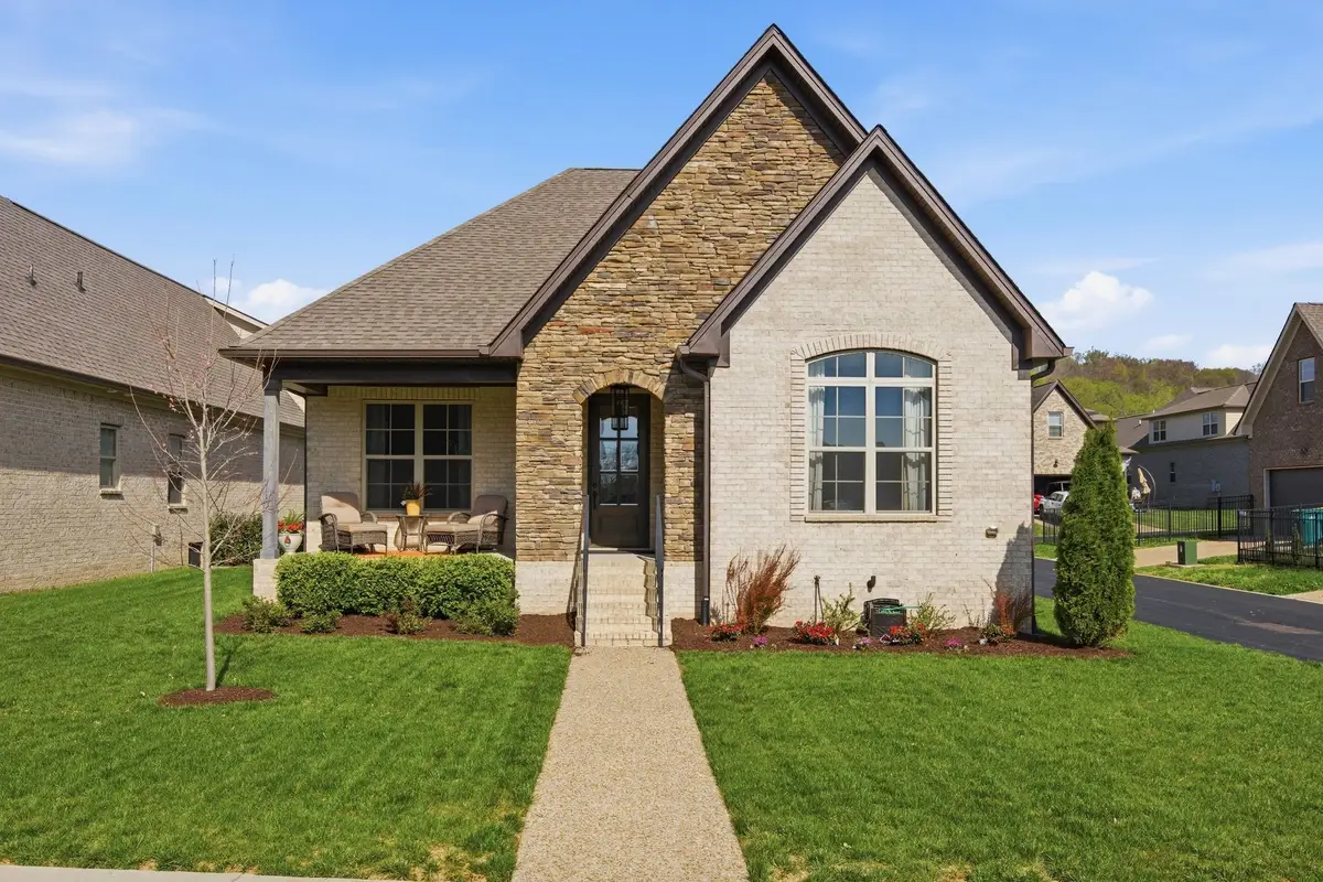 2036 Kestrel Ln, Spring Hill, TN 37174 - #1