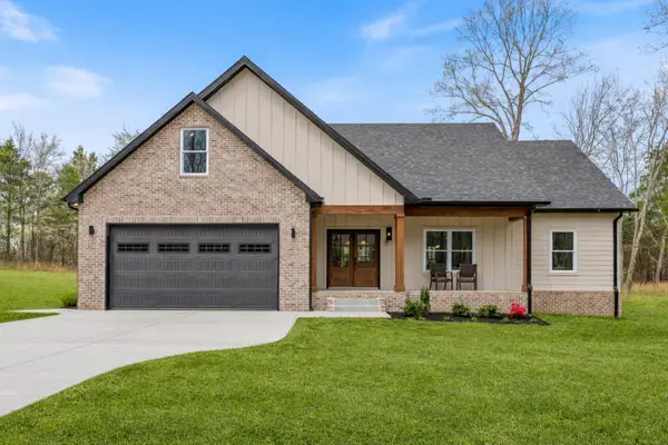 1049 Big Bartons Creek Rd, Dickson, TN 37055