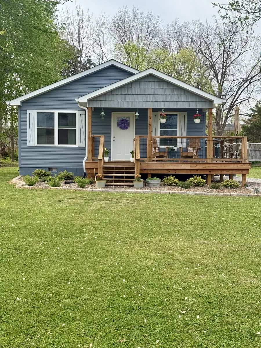 314 Towles Ave, McMinnville, TN 37110 - #2