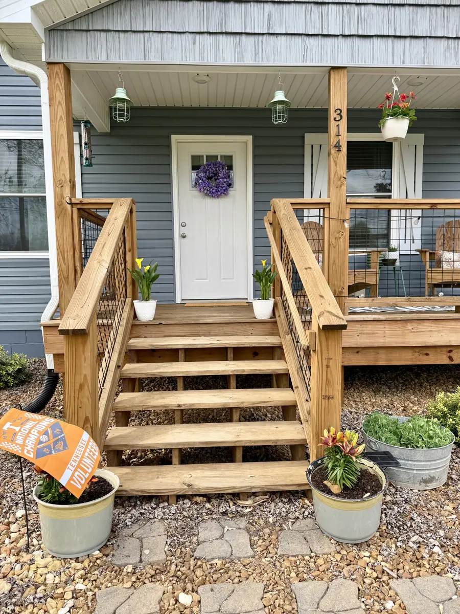 314 Towles Ave, McMinnville, TN 37110 - #3