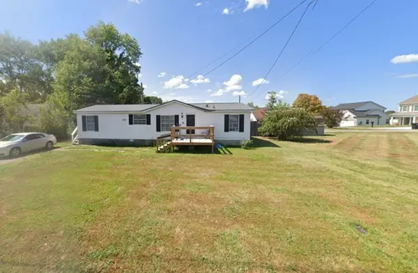 2735 Nunley St, Greenbrier, TN 37073