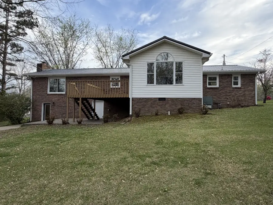 1416 Oakmont Circle, Centerville, TN 37033 - #2