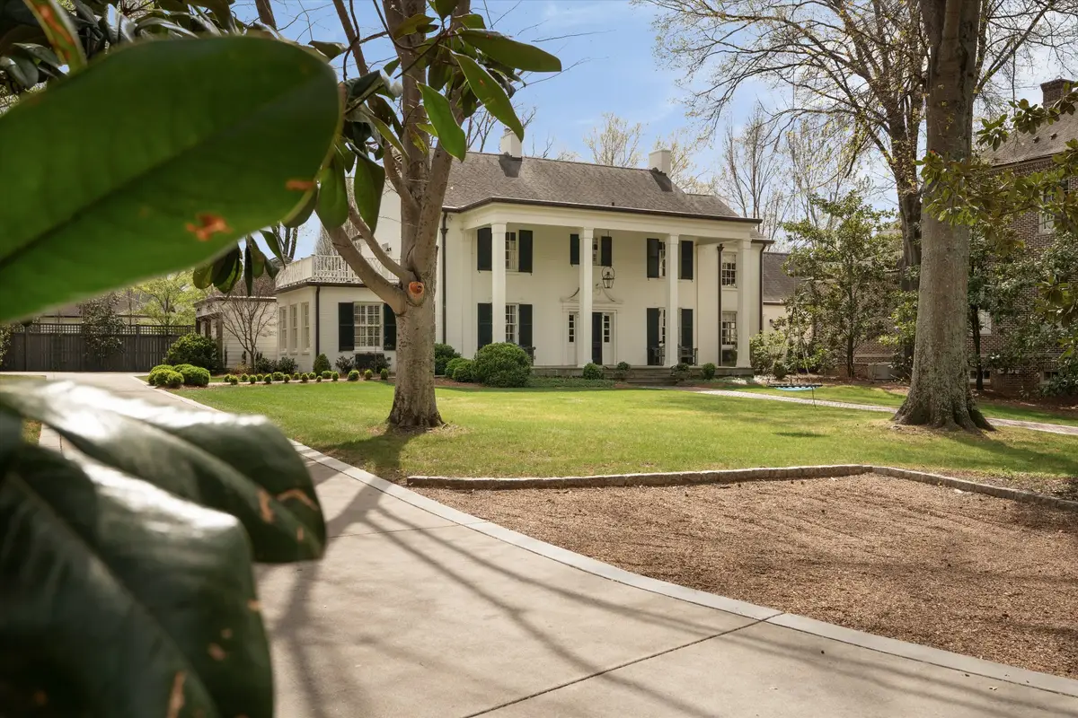 3519 Woodmont Blvd, Nashville, TN 37215 - #1