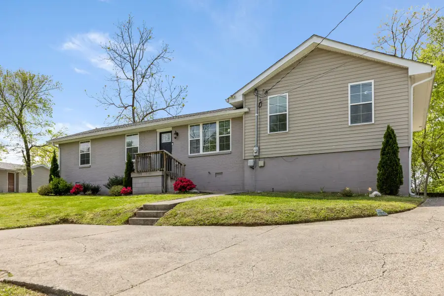 147 Santa Fe Trl, Mount Juliet, TN 37122 - #2