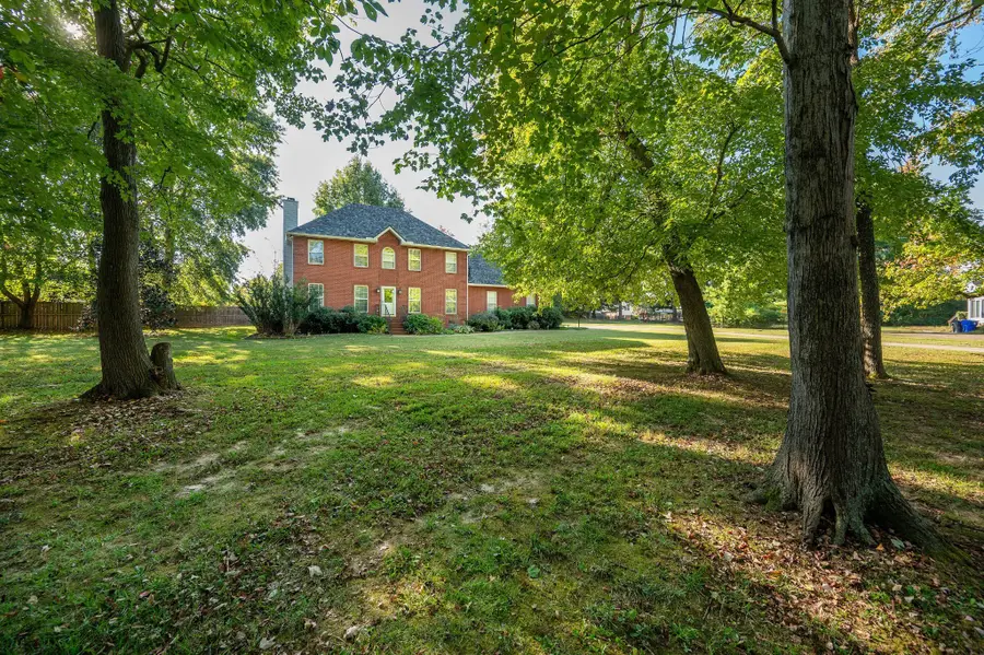 311 Orchard Park Dr, White House, TN 37188 - #2