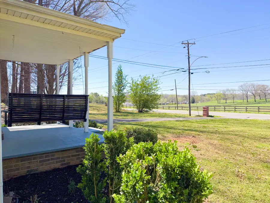 1702 Buffalo Rd, Lawrenceburg, TN 38464 - #3