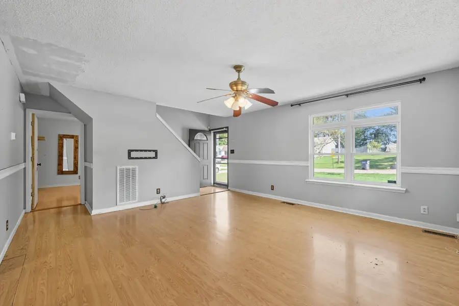 108 Oak Tree Dr, Oak Grove, KY 42262 - #3