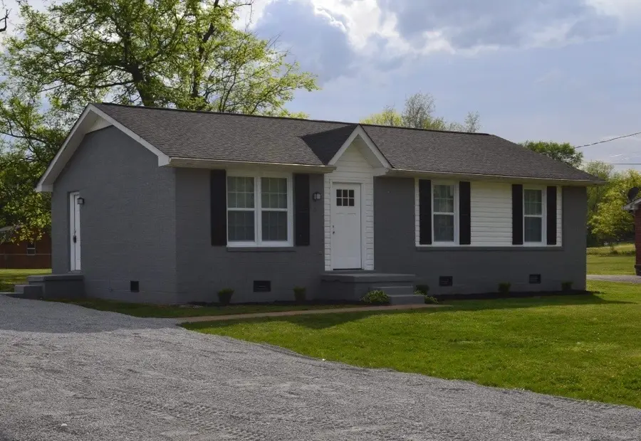 401 Watts Dr, Columbia, TN 38401 - #2