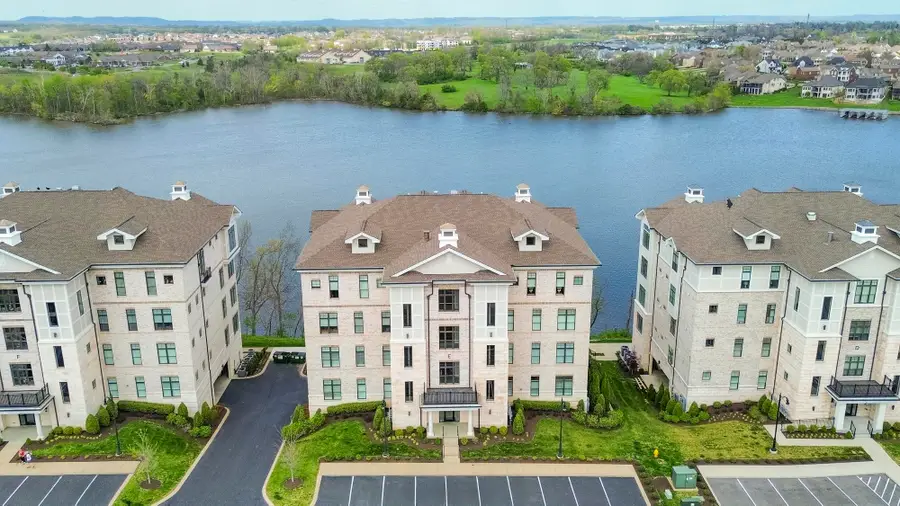 1024 Club View Dr #E 102, Gallatin, TN 37066 - #2