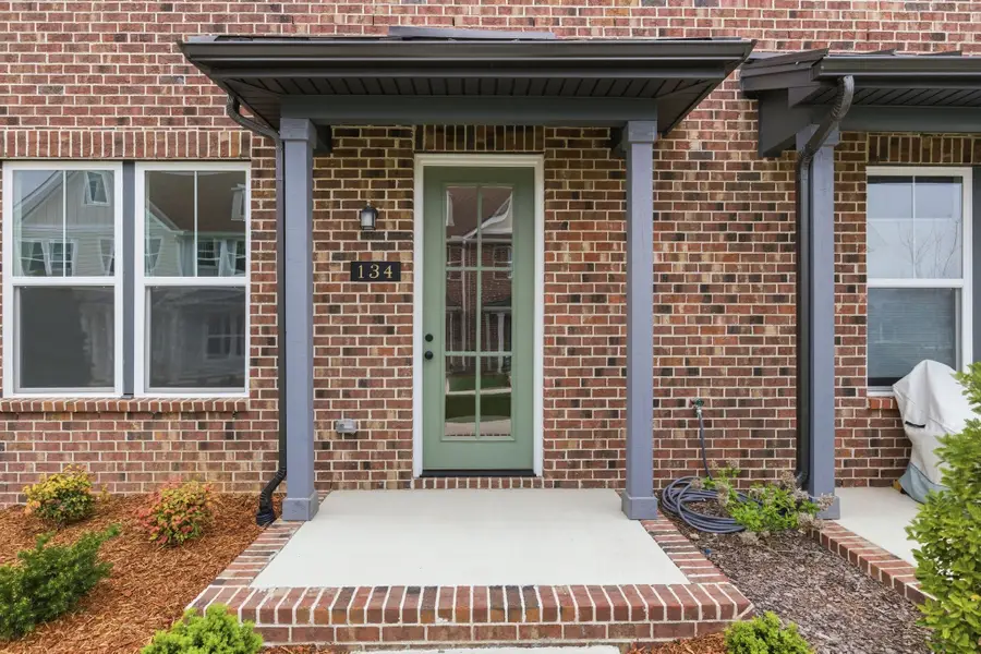 134 Valentine Aly, Nashville, TN 37218 - #2
