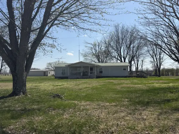 5343 King Robert Ln, Westmoreland, TN 37186