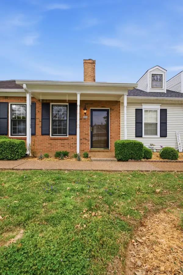 2043 Union Pl, Columbia, TN 38401