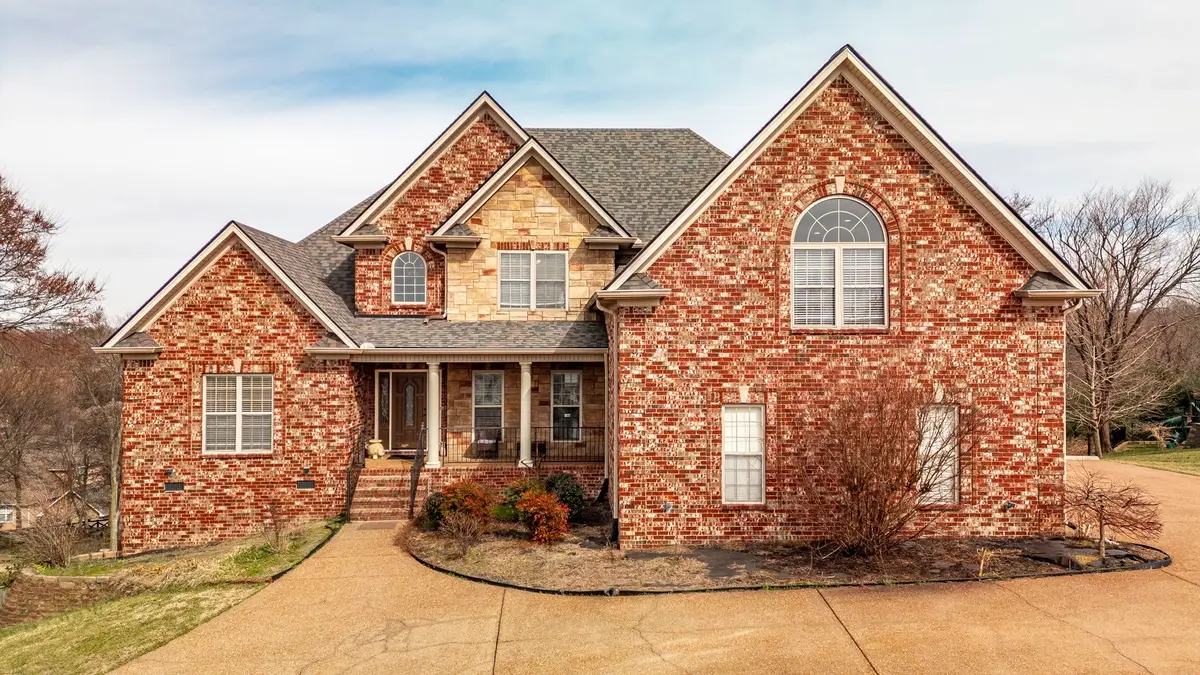 219 Hidden Harbour Dr, Mount Juliet, TN 37122 - #1