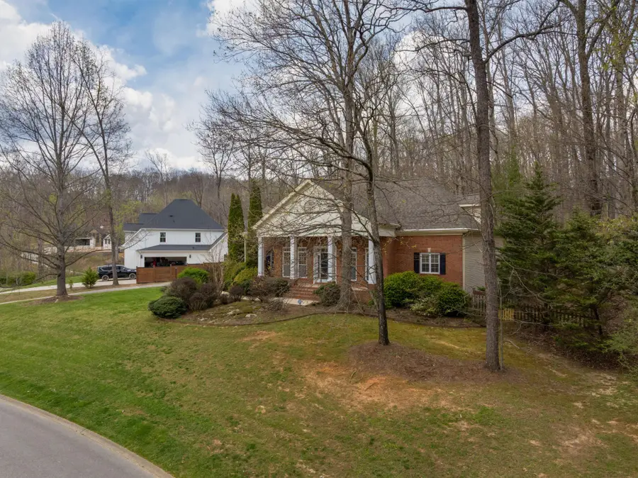 3936 Windtree Drive, Signal Mountain, TN 37377 - #2