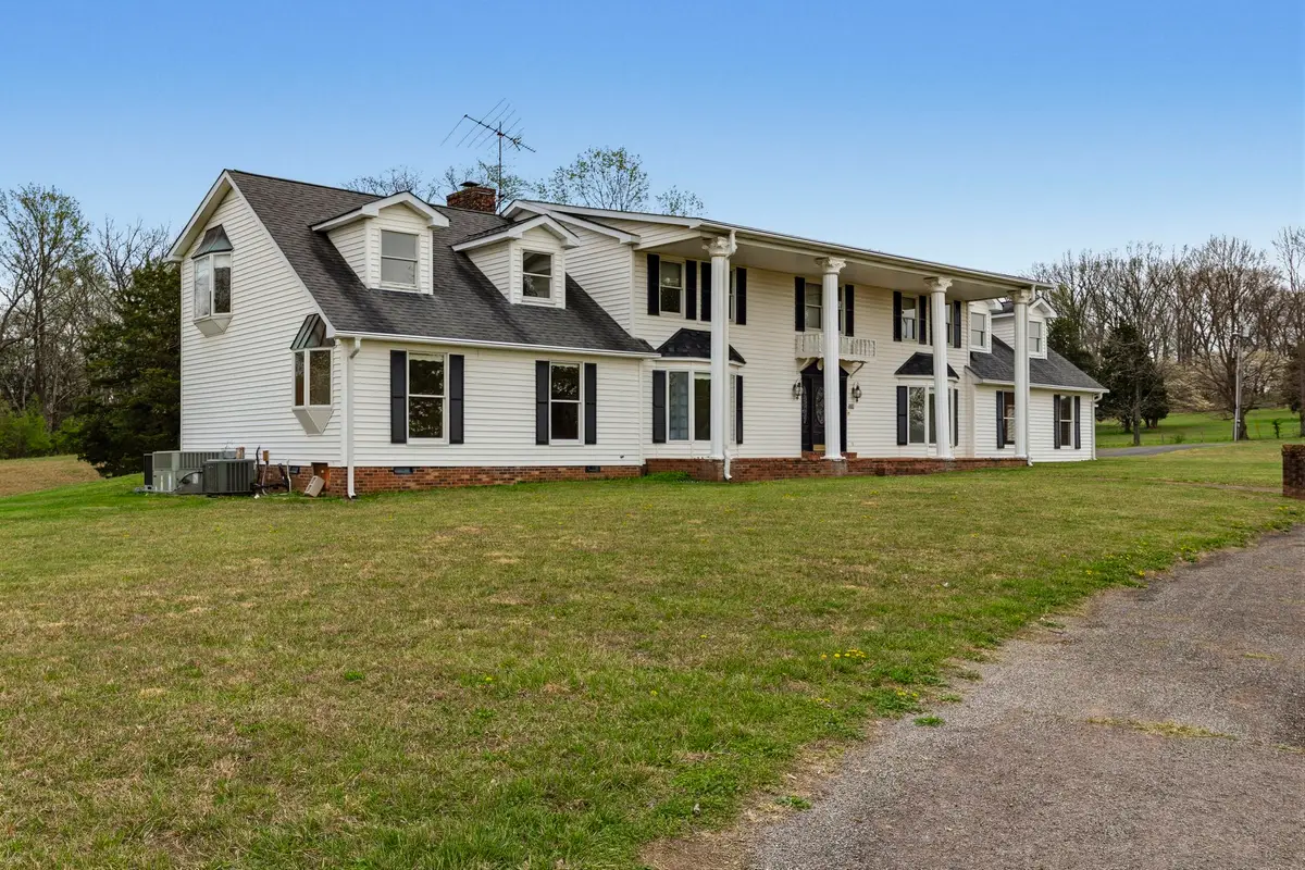 5300 Highway 31 W, Portland, TN 37148 - #1