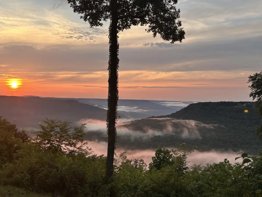 755 Sunset Circle, Jasper, TN 37347 - #2