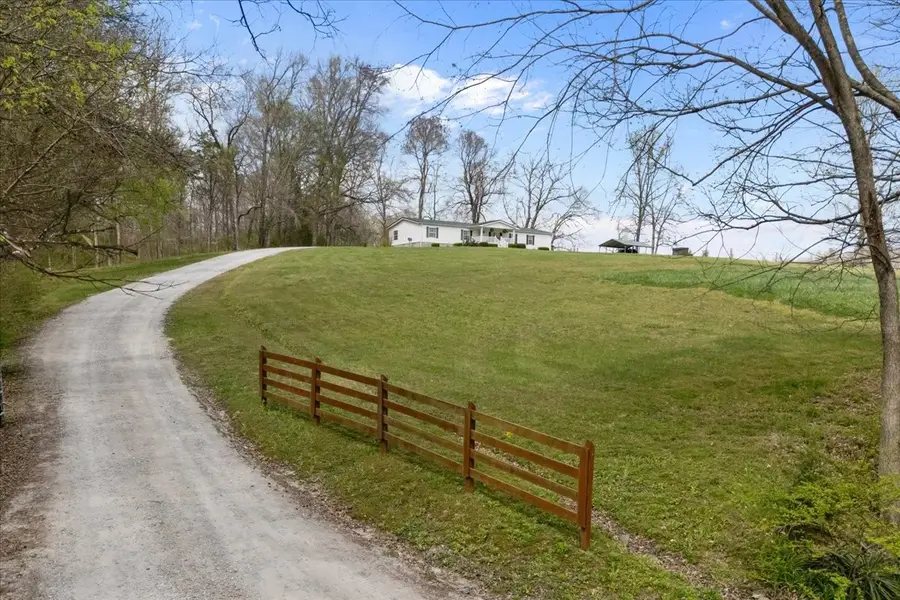 1644 W Blue Creek Rd, Waverly, TN 37185 - #3