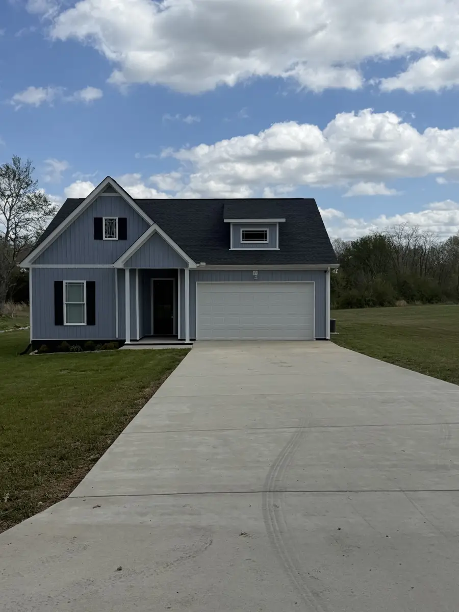 442 Bill Fuson Rd, McMinnville, TN 37110 - #2