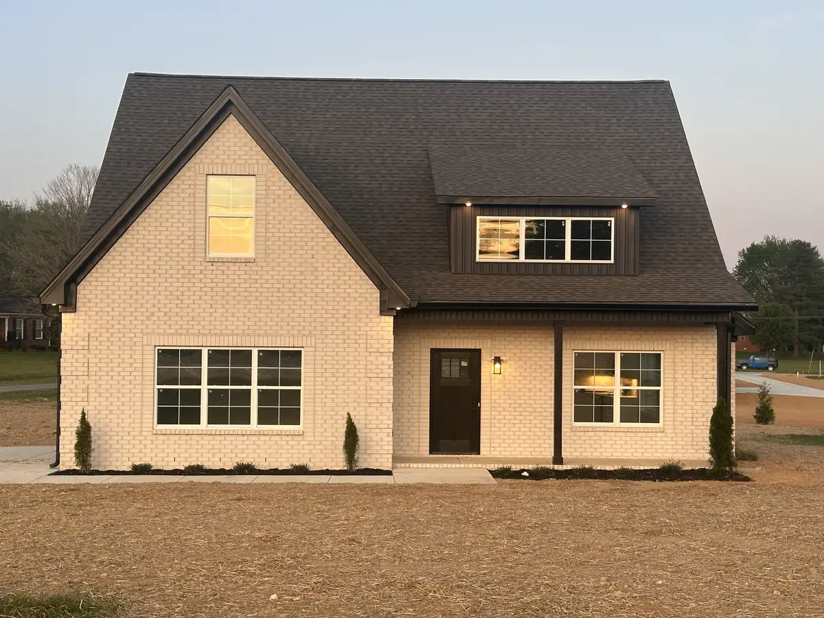 608 Golf Club Dr, Smithville, TN 37166 - #1