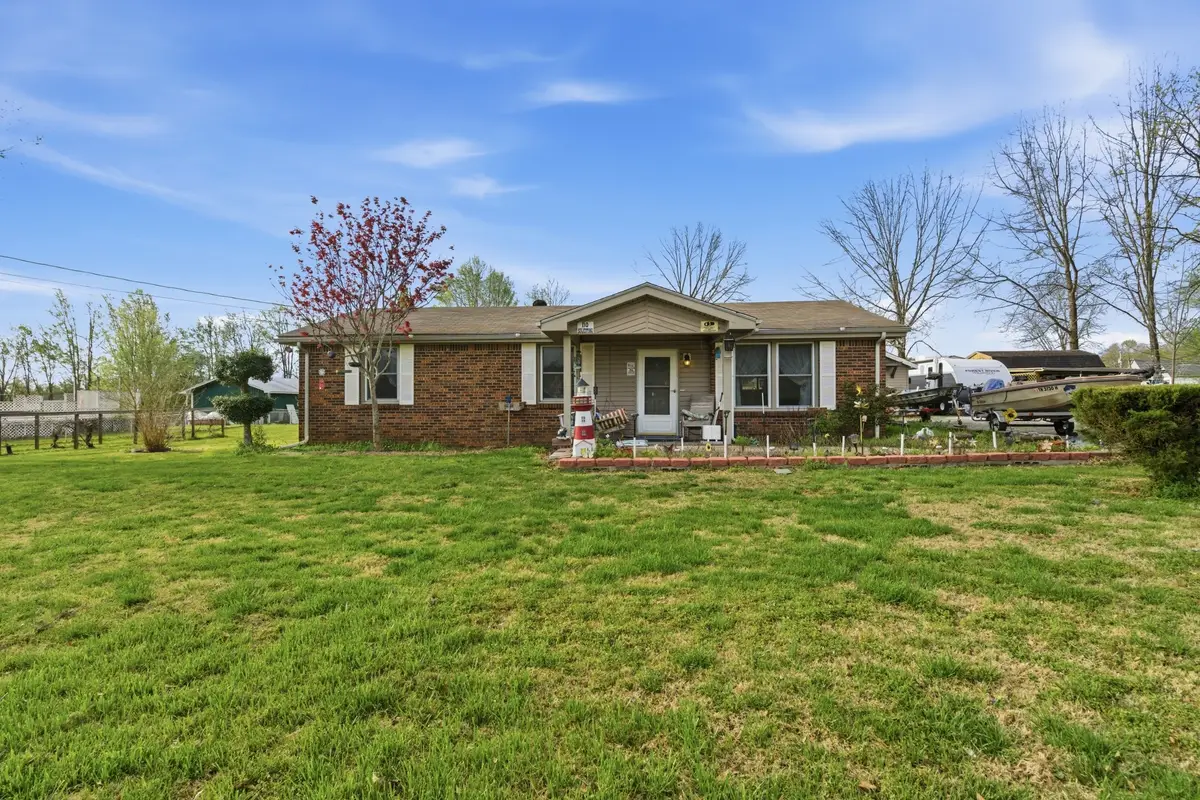 1923 Blue Bird Dr, Pleasant View, TN 37146 - #1