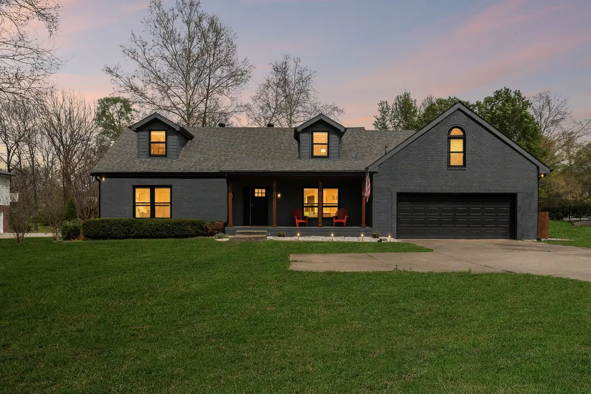 9020 Meadowlawn Dr, Brentwood, TN 37027 - #1