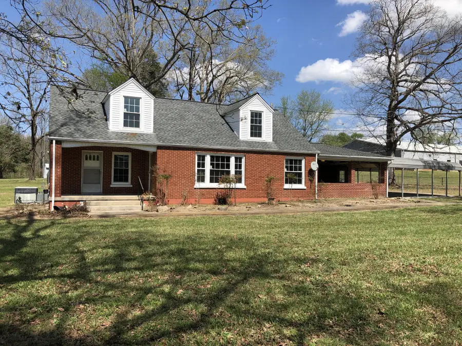 4450 Pulaski Hwy, Lawrenceburg, TN 38464 - #2