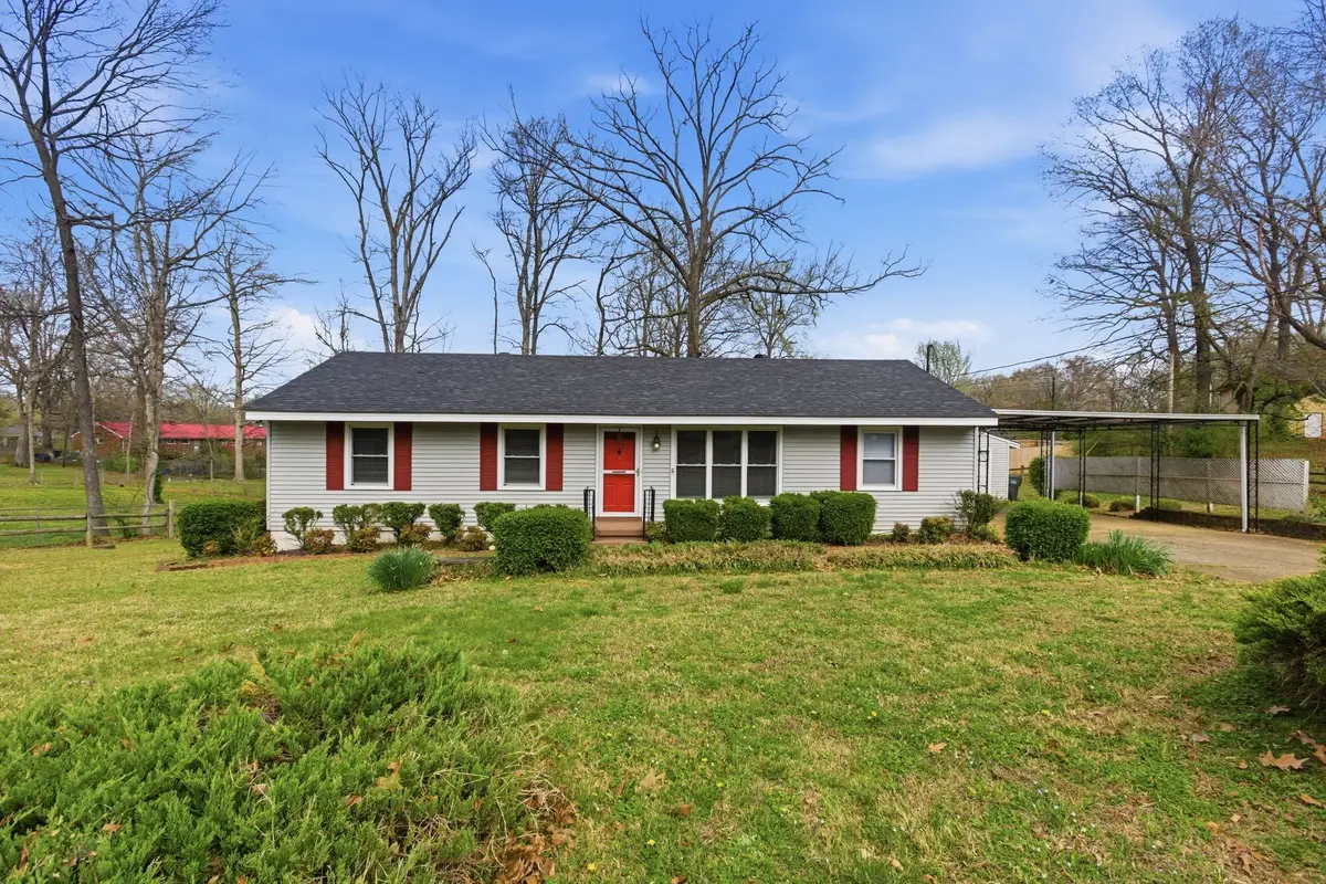 105 Shady Hill Rd, Dickson, TN 37055 - #1