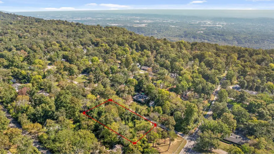 1212 Cinderella Road, Lookout Mountain, GA 30750 - #2