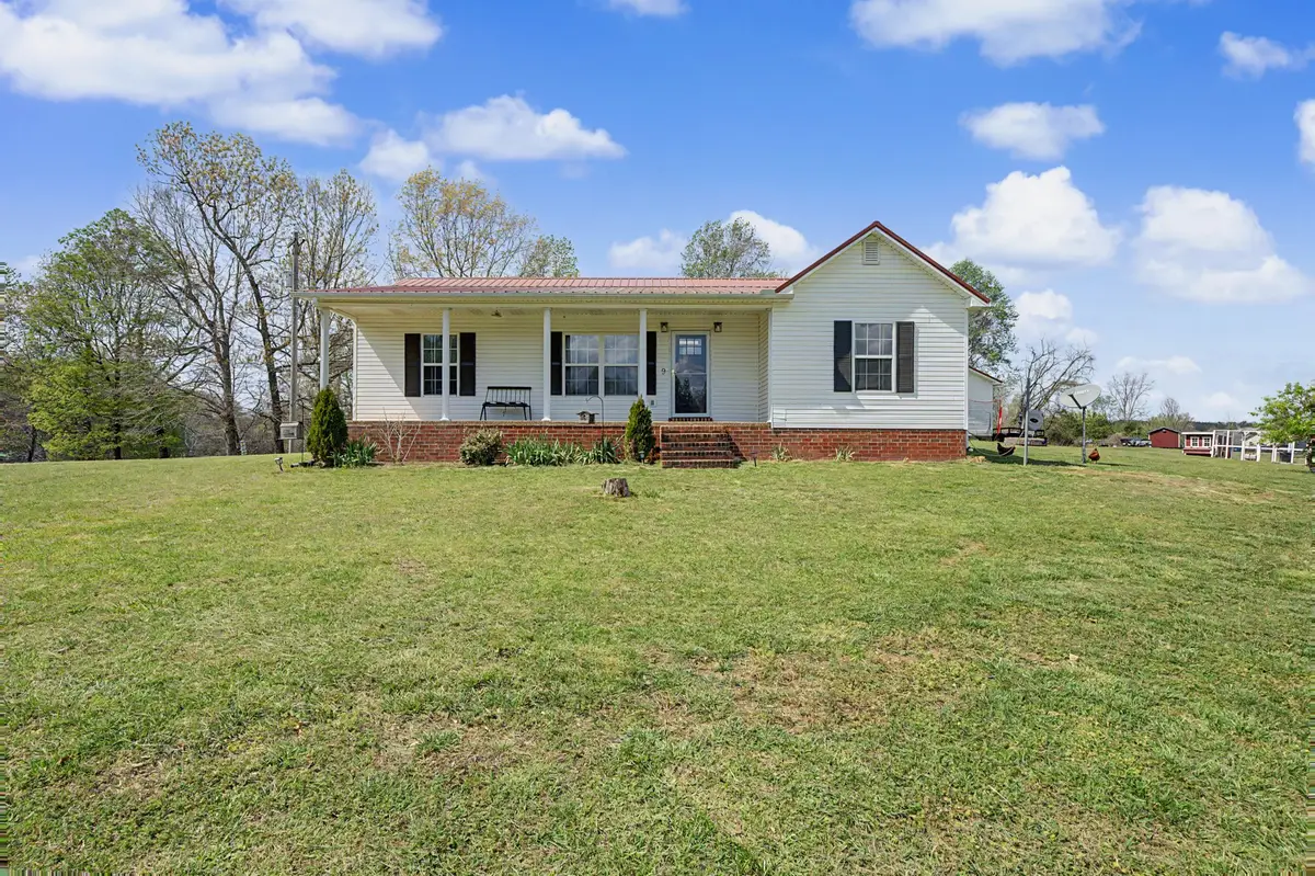 9 Bessie Clark Rd, Erin, TN 37061 - #1