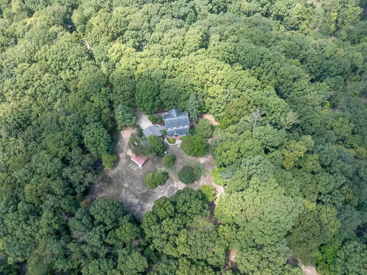 7422 Indian Creek Rd, Mc Ewen, TN 37101 - #1
