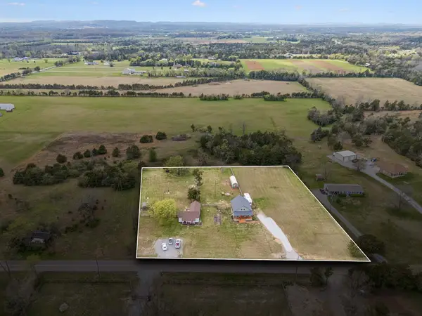 9986 Taylor Rd, Rockvale, TN 37153