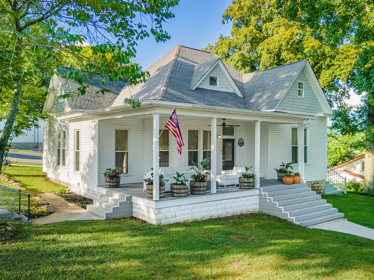 1615 Main St, Lynnville, TN 38472 - #1