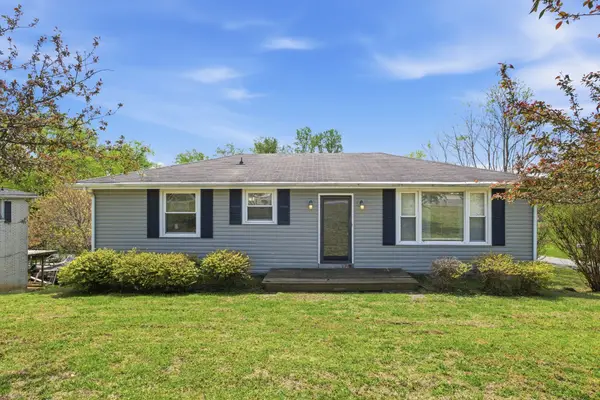 766 Mcmurry Blvd E, Hartsville, TN 37074