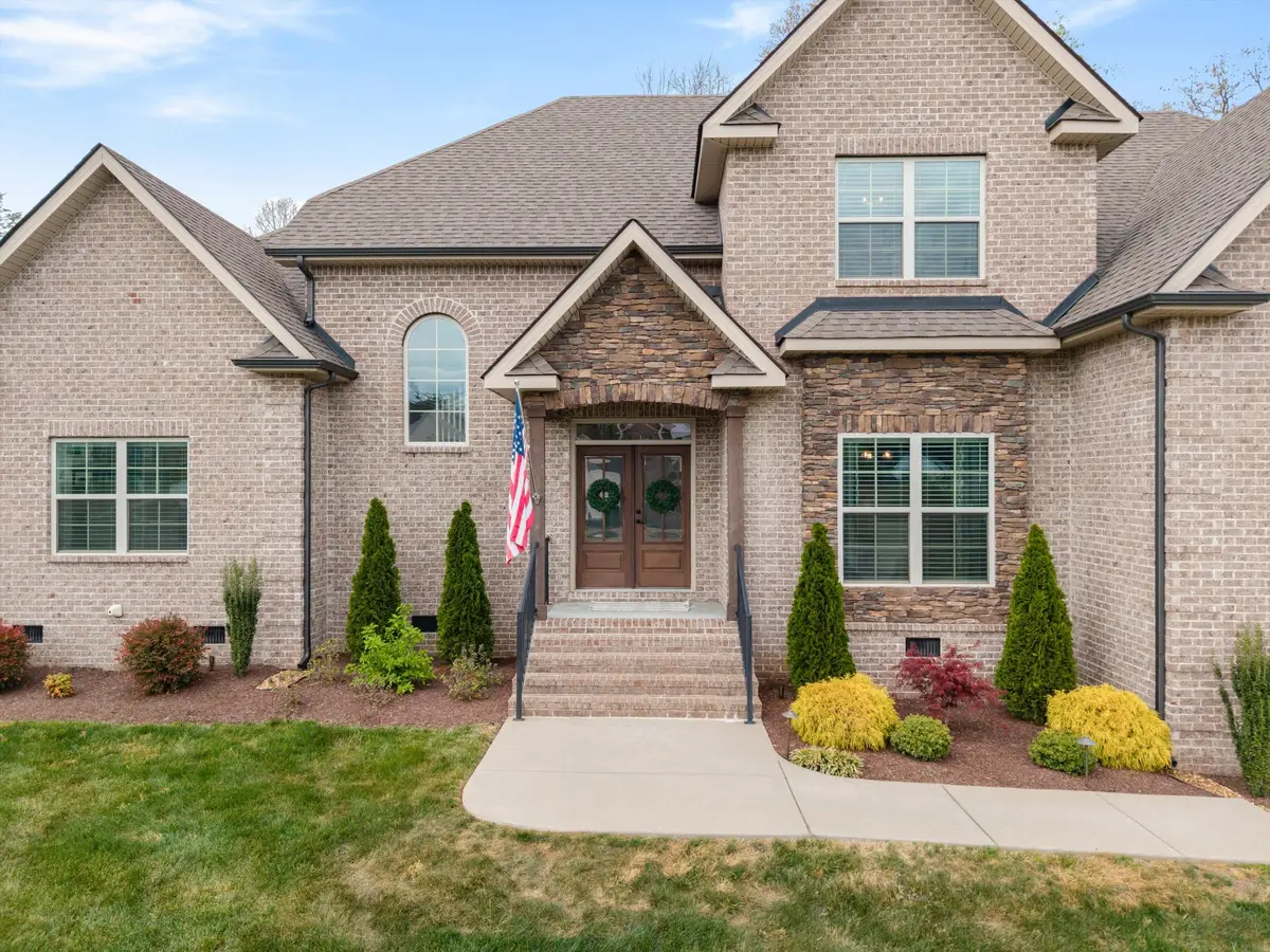 7822 Santos Dr, Murfreesboro, TN 37129 - #1