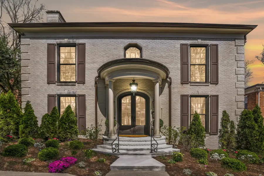 2126 Golf Club Ln, Nashville, TN 37215 - #2