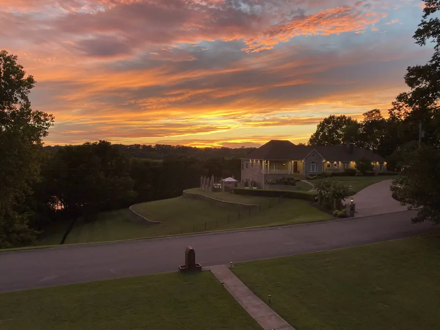 1826 Lake Meadow Trl, Mount Juliet, TN 37122 - #2