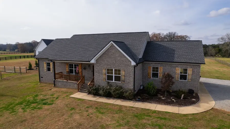 4480 Lunns Store Rd, Lewisburg, TN 37091 - #2